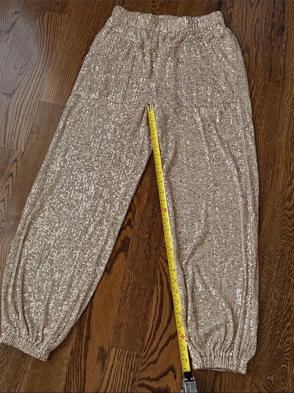 POL Sequin Jogger Pants in Champagne gold medium - Picture 8 of 12